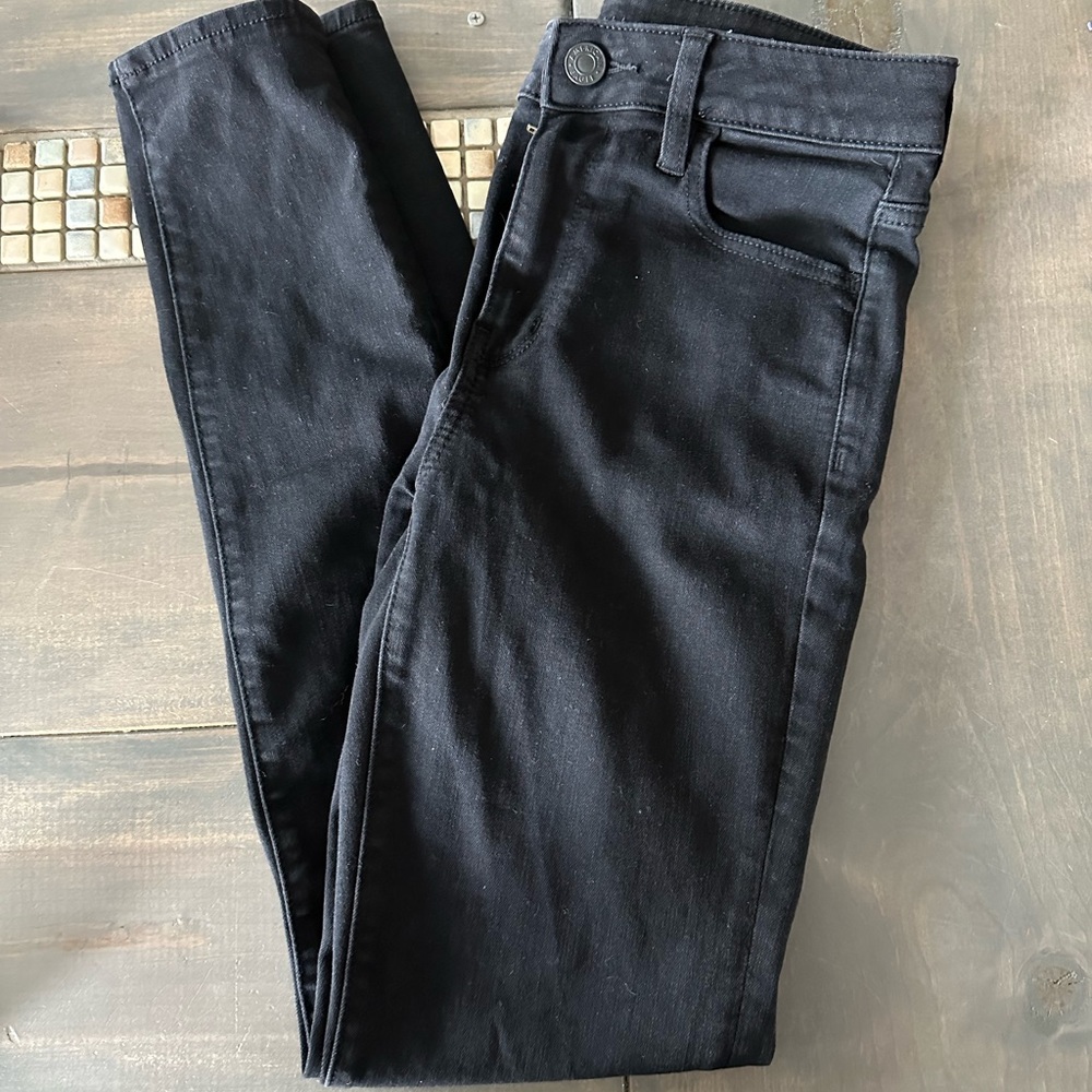 American Eagle Next Level Stretch Jegging Jean - Black - Size 8 Long High Rise